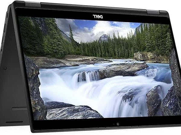 "Close-up of the 13.3-inch Full HD touchscreen on the Dell Latitude 7390, demonstrating clear and vibrant visuals."