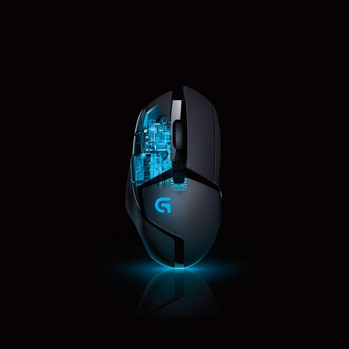 lays the on-the-fly DPI adjustment button for precision and quick sensitivity changes.